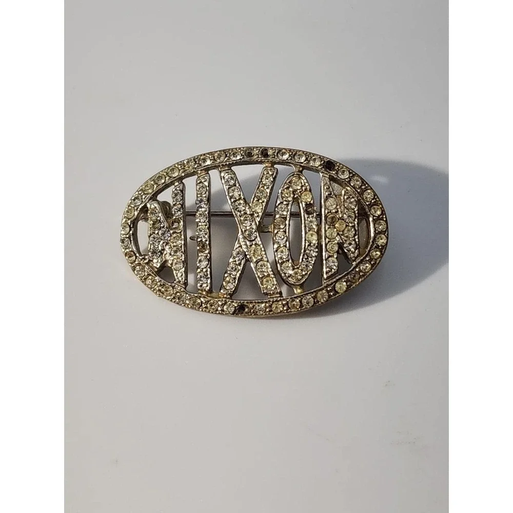 Vintage rhinestone NIXON presidential‎ campaign brooch pin